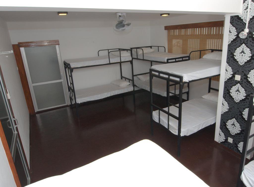 Lanka Hostel *