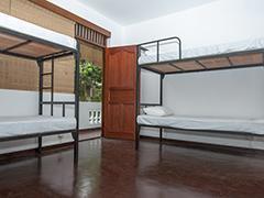 Lanka Hostel *